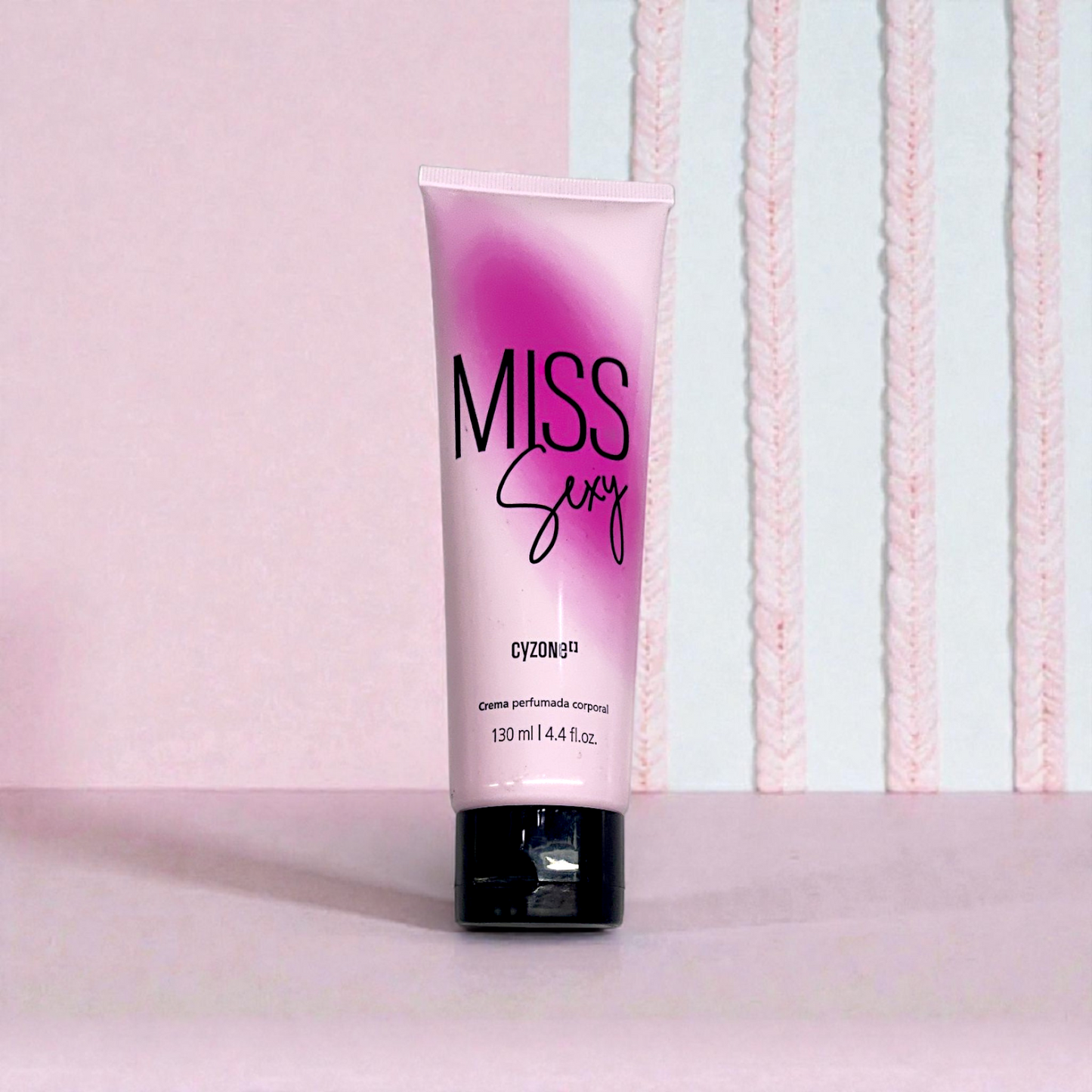 Miss sexy crema perfumada CYZONE 130 ml.