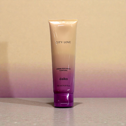 City love crema perfumada ESIKA 130 mlm