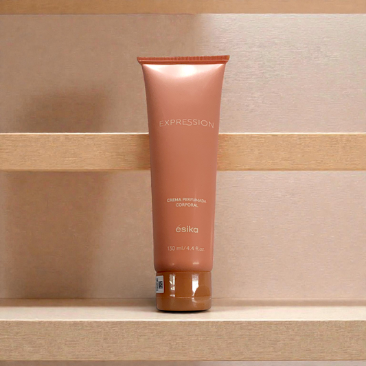 Expression crema perfumada ESIKA 130 ml.