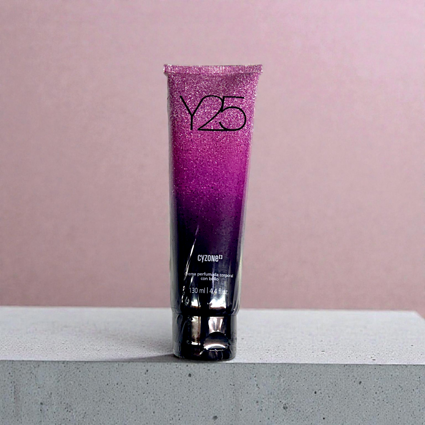 Y25 crema perfumada CYZONE 130ml.