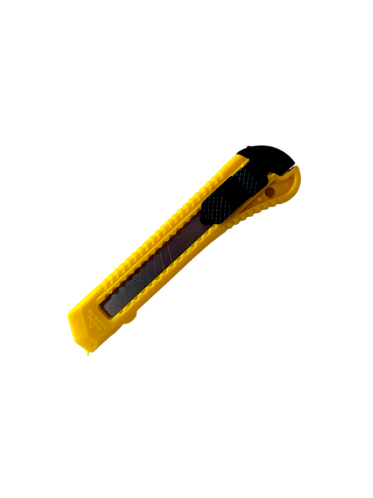 Cutter para oficina DELFIN 16 CM