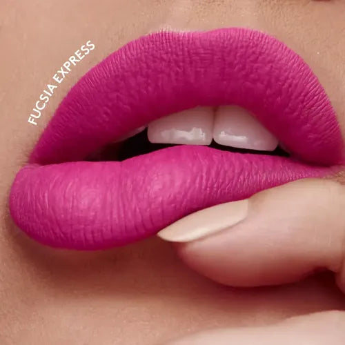 Labial barra mate 24 horas colorfix ESIKA.