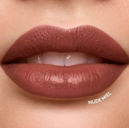 Labial líquido duo tattoo 36 horas colorfix ESIKA.